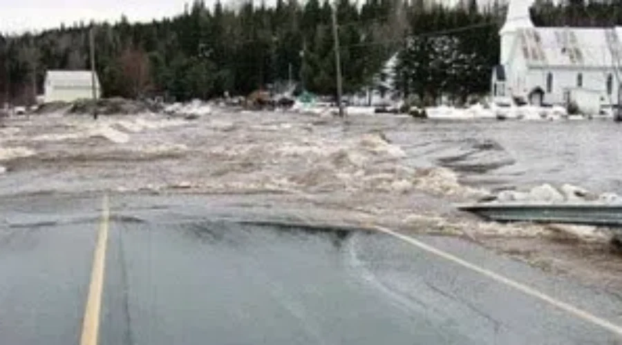 St. George Prepares For Possible Flood Or Power Outage