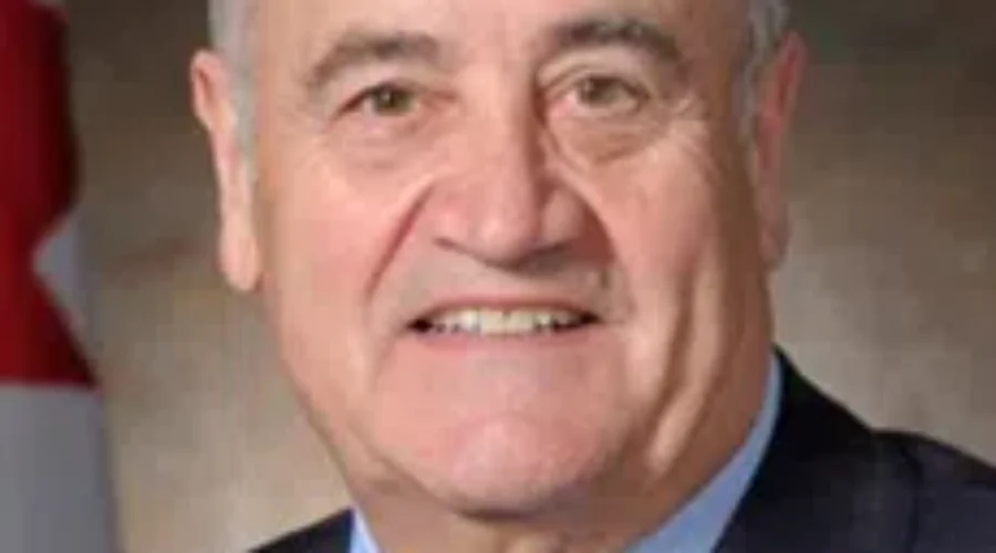 PM Replaces Fantino As Veterans Affairs Minister