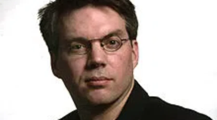 Cartoonist From Moncton Finds Paris Shooting Surreal