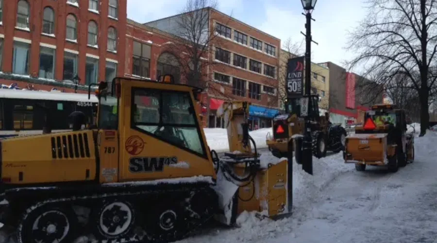 VIDEO: Sunday’s Blizzard Forces Plows Off Roads For 10 Hours