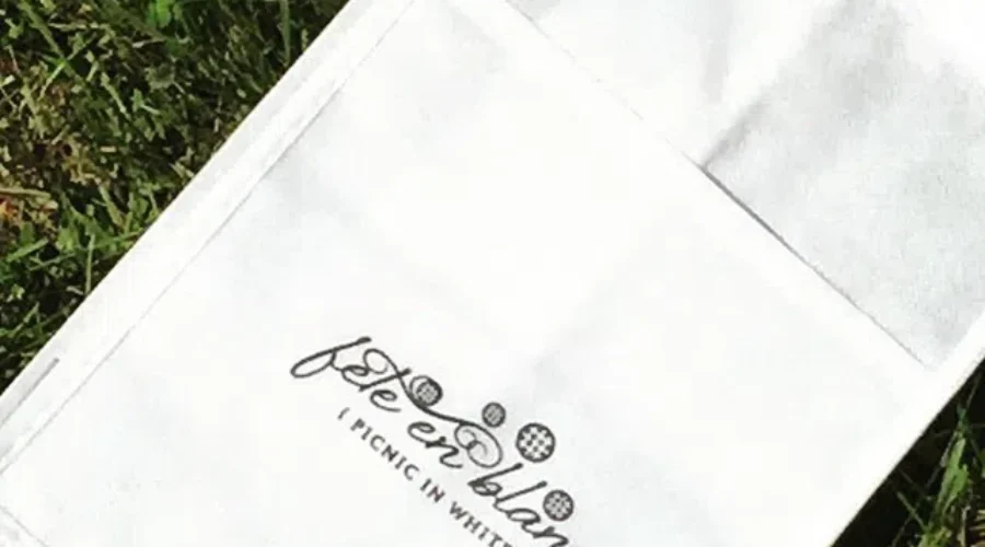 SJ’s First Pop-Up Picnic In White Appears Somewhere Tonight