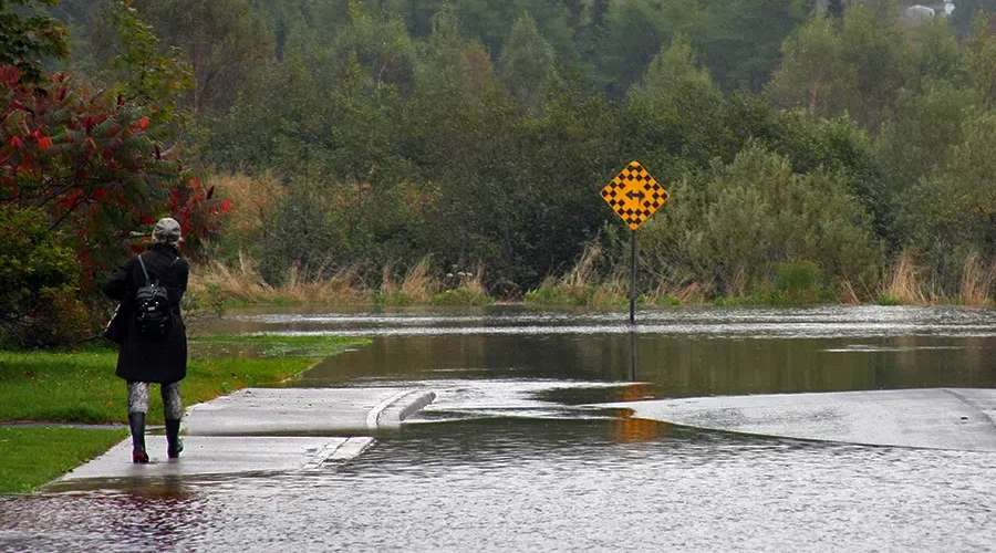 Broadway Avenue Flooded On East Side