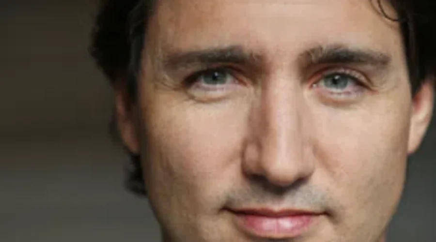 Trudeau Issues Statement Following Paris Attacks