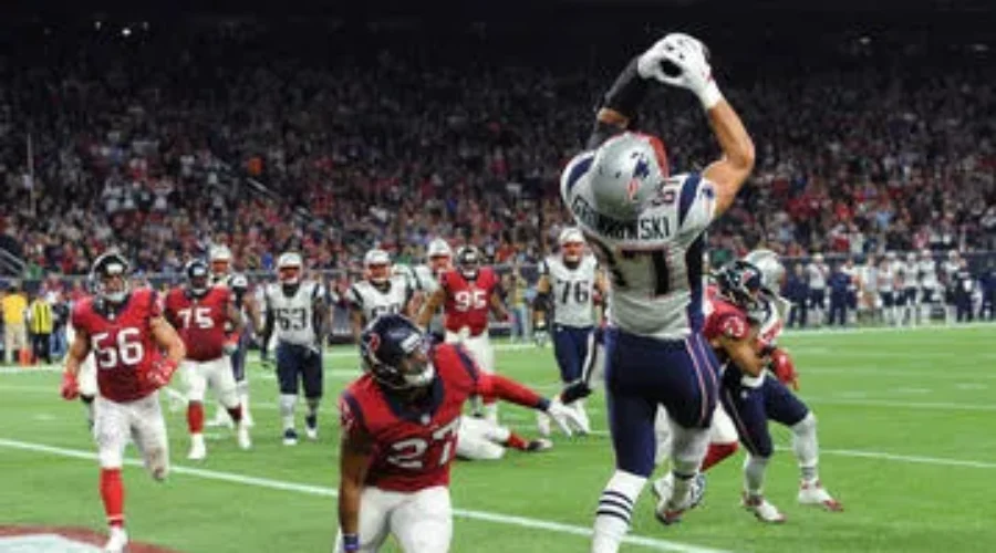 Monday Morning Sports For December 14th