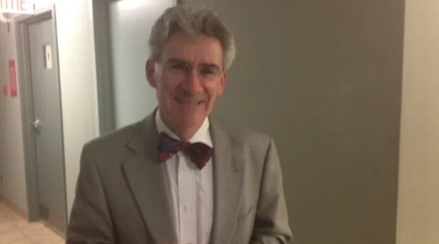City Solicitor Critical Of LNG Tax Concession