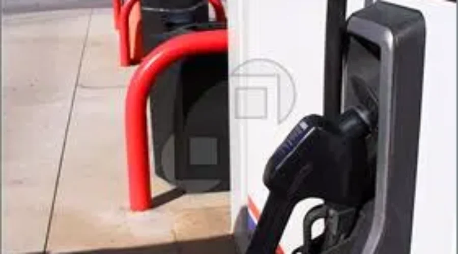 World Price Of Oil Down But Gas Prices In Province Increase