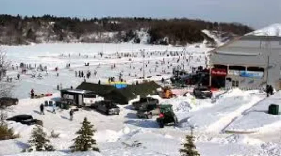 Pond Hockey Tournament No More