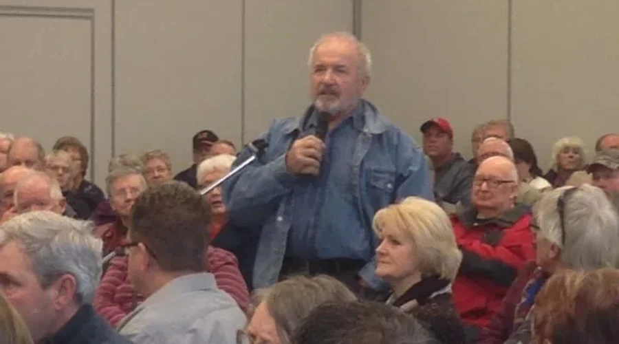 Former MLA Supports Politician Recall System After MLAs Fail To Show At Town Hall Meeting