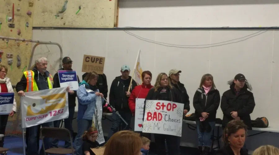 CUPE Members Hold Silent Protest At Strategic Program Review Meeting In SJ