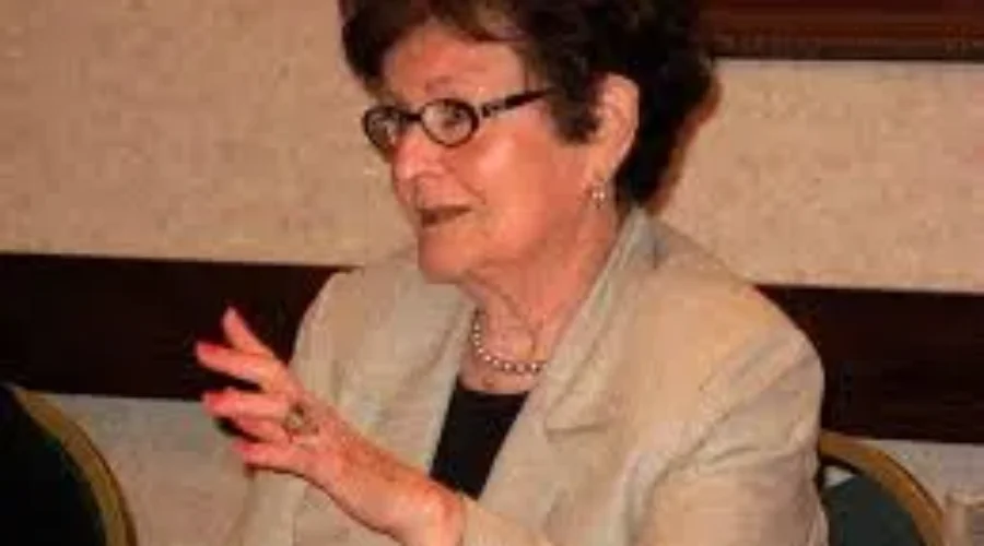 Former Senator Speaks Out About Safe Harbour
