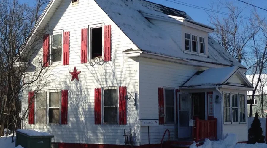 Firefighters Battle St. Stephen Blaze This Morning In Freezing Temperatures