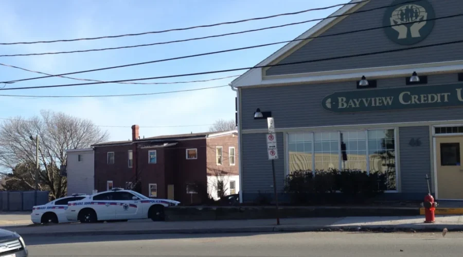 Police Investigating Robbery At West Side Bayview Credit Union