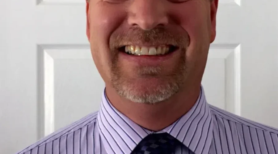 Comeau Seeks A Seat Around the Horseshoe