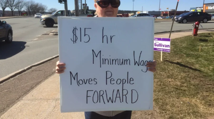 Campaigns Underway In Several Provinces To Raise Minimum Wage To “A Living Wage”