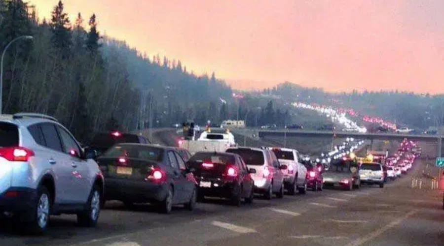 Fort McMurray: Wildfire Rages, Evacuation Order Remains In Place