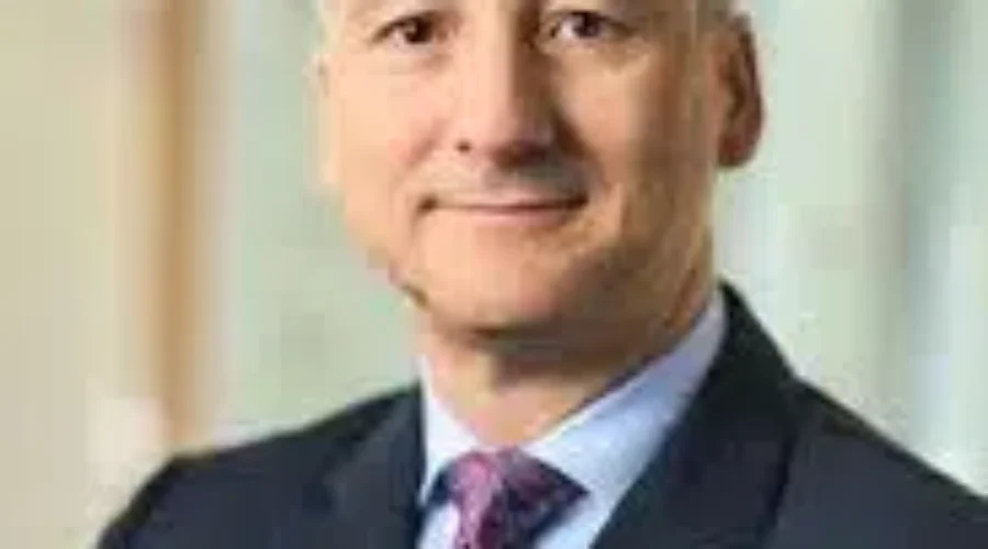 Former Premier Returning To Work In Province