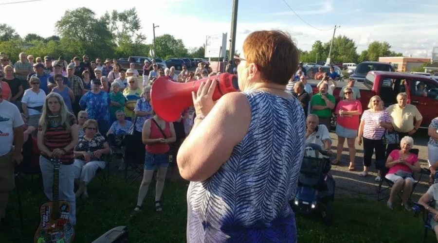 Over 500 Support CCH In Rally Against OR Closure