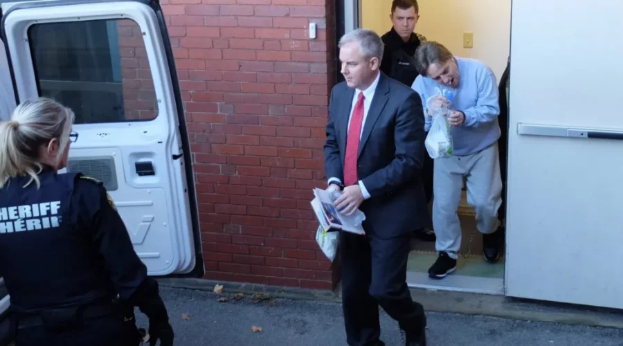 LIVE COVERAGE: Bail Hearing For Dennis Oland