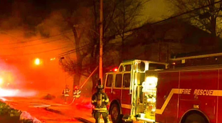 Large Fire In Moncton Destroys Three Abandoned Buildings