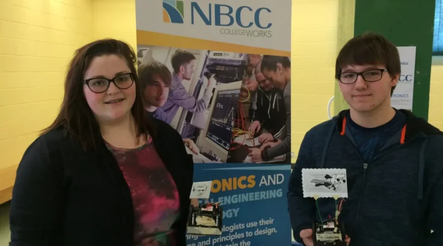 Simonds High Hosts The Robo Rumble