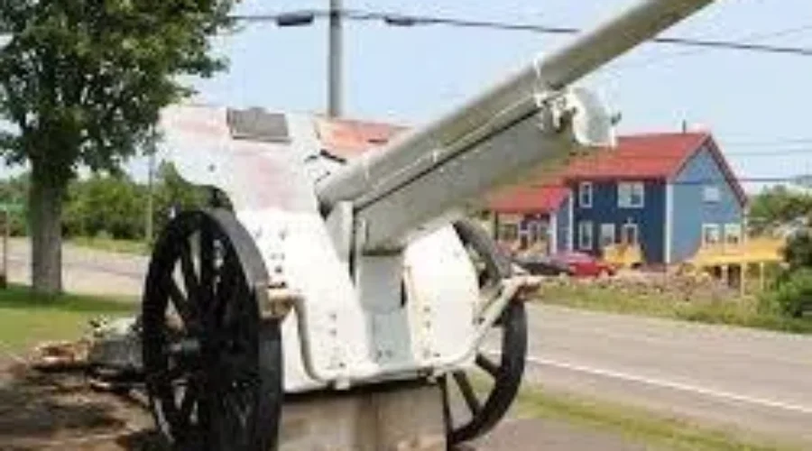 German Cannon Captured In Battle of Vimy Ridge On Display In Hopewell Cape