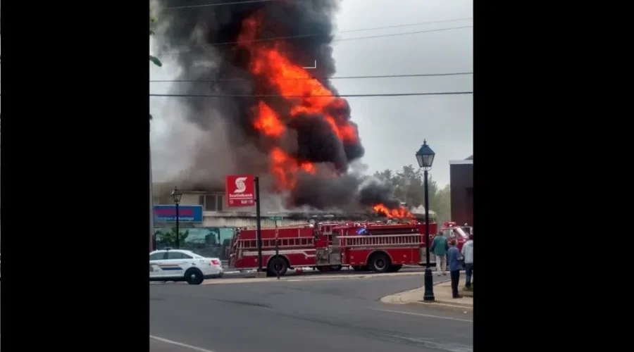 VIDEO: Fire Destroys Only Grocery Store In Minto