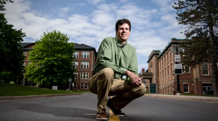 U-N-B Professor Receives National Honour