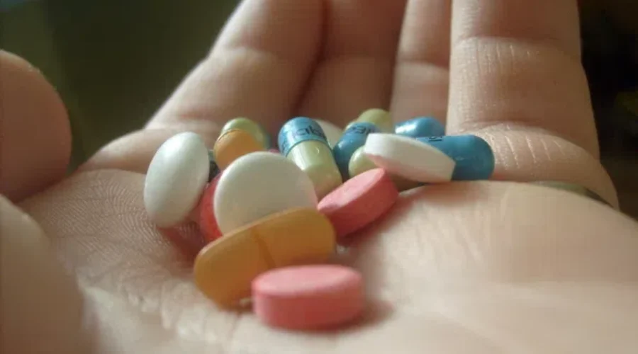 Early Education And Open Communication The Key For Parents When Discussing Drug Use