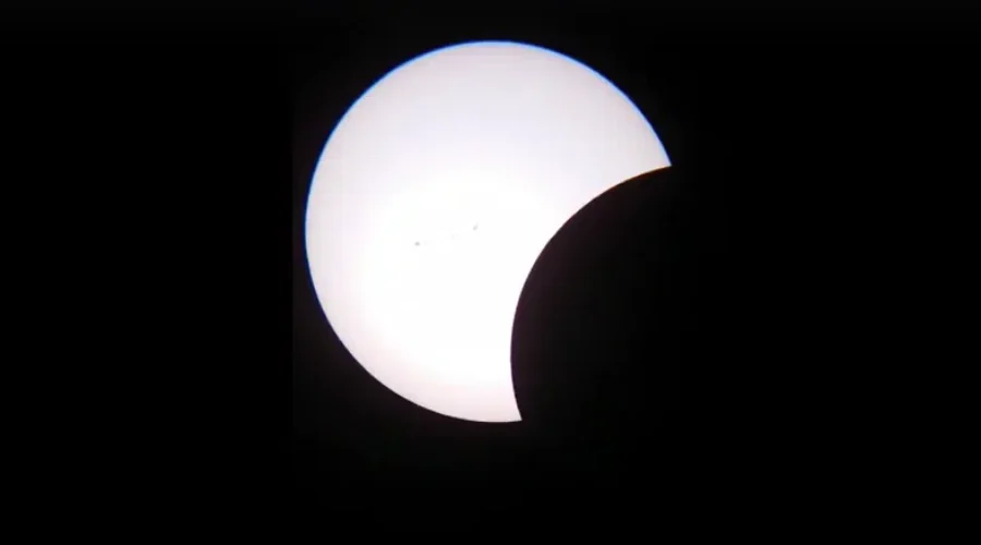 Local Amateur Astronomer Calls Solar Eclipse ‘Magical’
