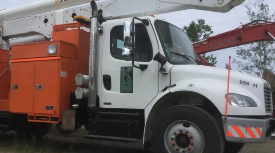 NB Company Begins Power Restoration Efforts In Florida
