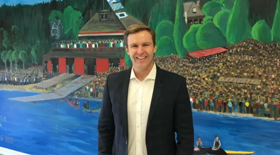 Premier Brian Gallant Meets With Fundy Regional Service Commission in Rothesay
