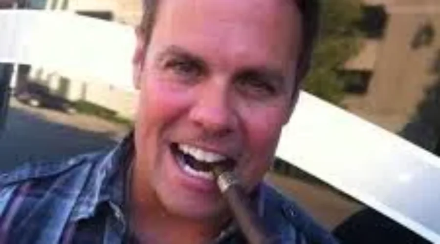 Troy Gentry Dies In Helicopter Crash