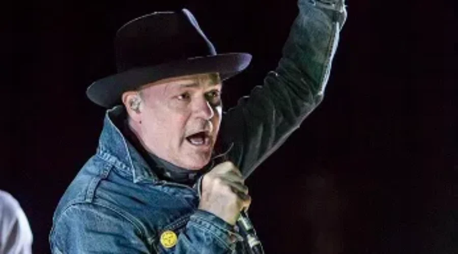 Trudeau Remembers “Our Buddy” Gord Downie