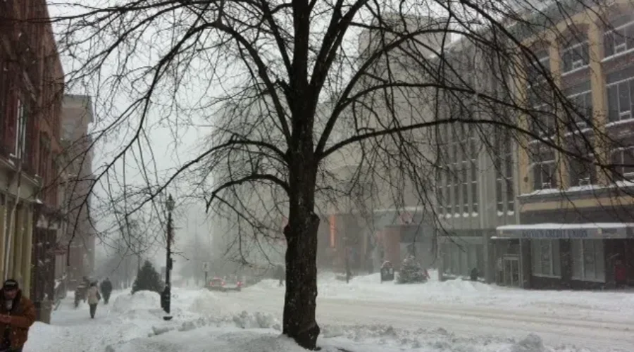 The Flakes Start Falling On Christmas Morning