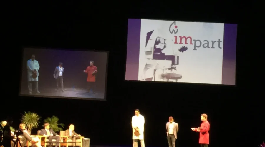 ‘Transformational’ Microscope Takes Top Prize At Medical Dragons’ Den