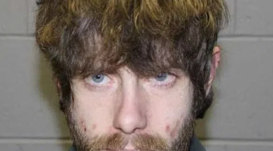 UPDATE: Reward Offered In Maine Manhunt