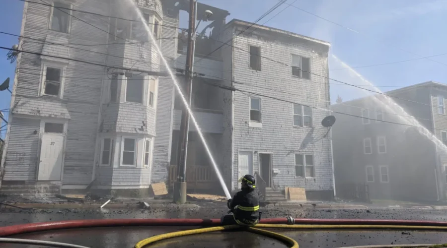 Fire Ravages Vacant Metcalf Street Building