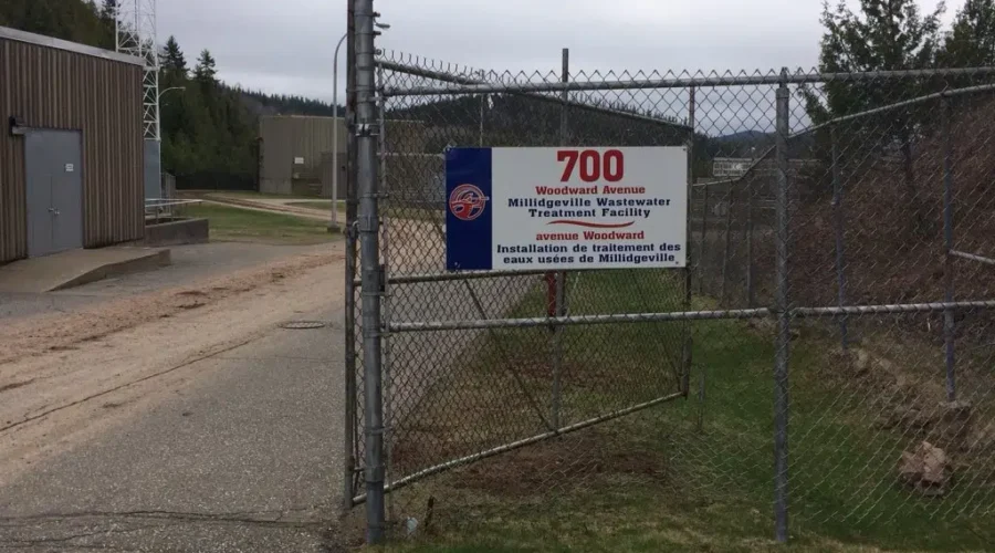 Crews Building Berm At Millidgeville Wastewater Treatment Facility