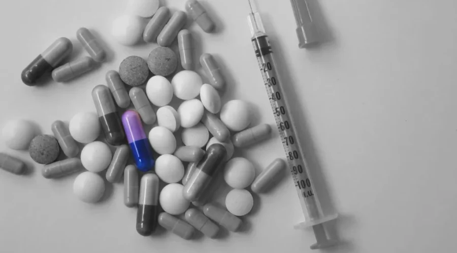 Bilateral Agreement Signed By Federal And Provincial Governments To Help Fight Opioid Crisis