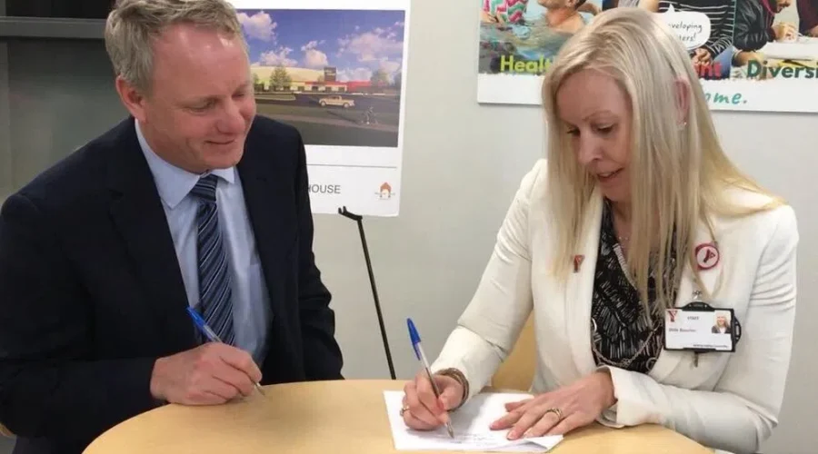 Operating Agreement Between Y and Field House Signed