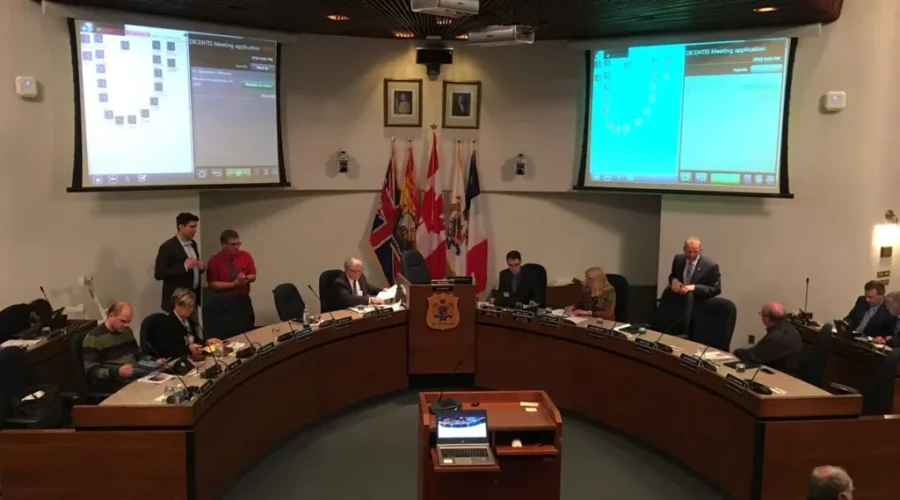City Wants ‘Comprehensive’ Review Of Refinery Explosion