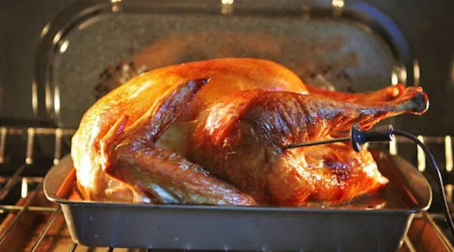 Tips To Avoid Including Food Poisoning In Your Thanksgiving Feast