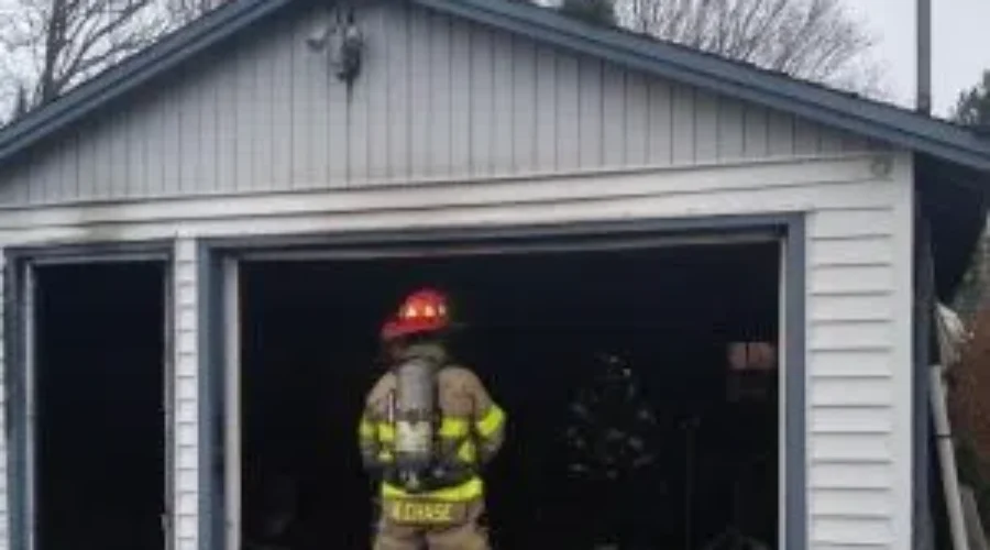 Fire Damages Garage In The KV