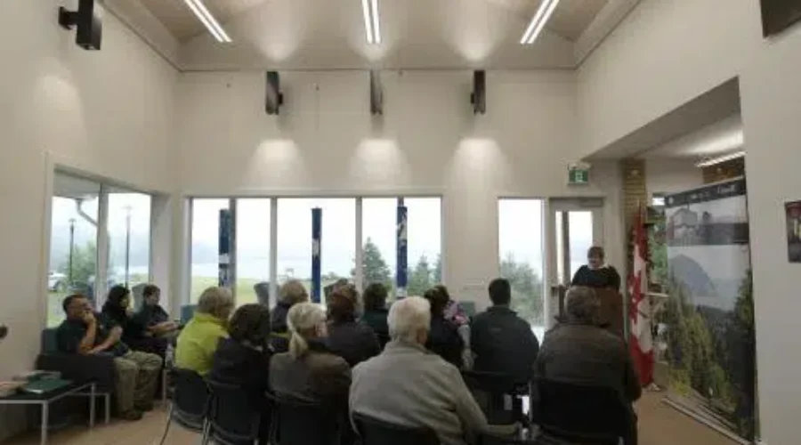Wolfe Lake Visitor Centre Officially Opens
