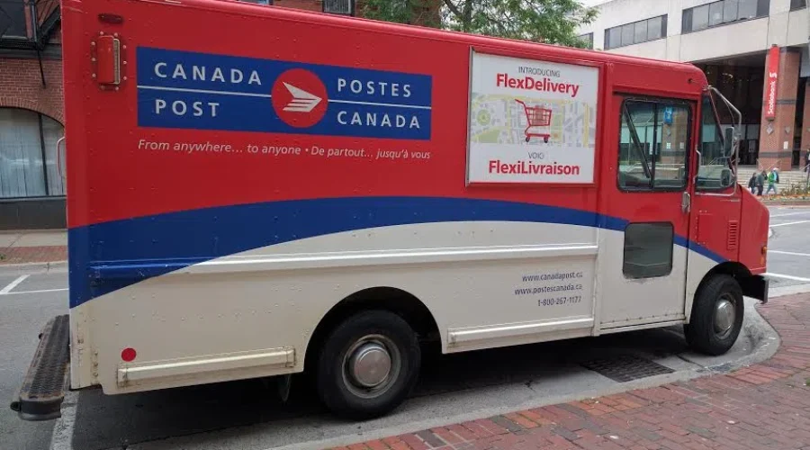 Canada Post Restores Delivery Guarantees