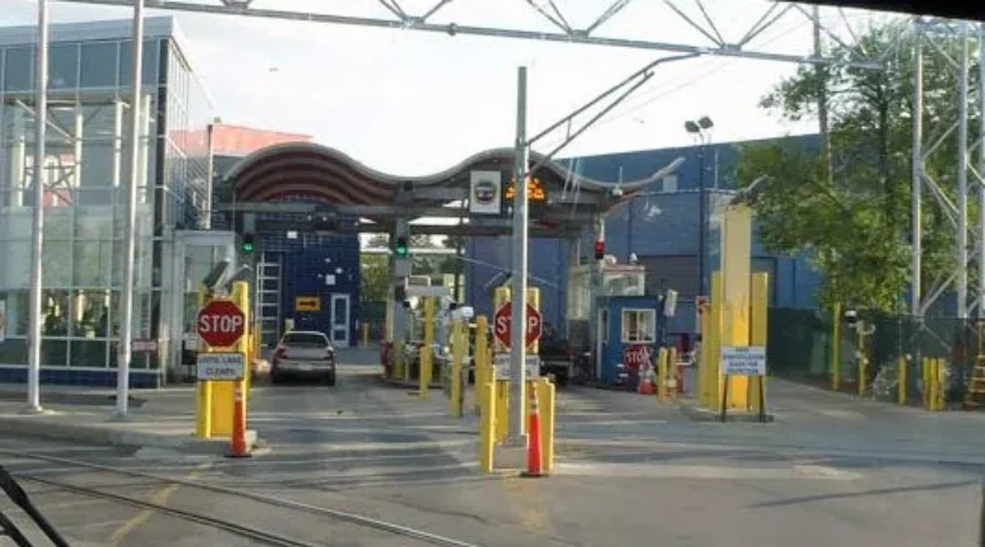 Canadian Support To US Customs Officers