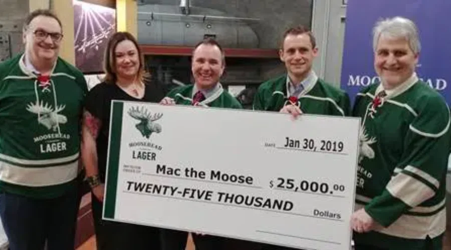 Moosehead Breweries Donates To ‘Mac The Moose’ Fund