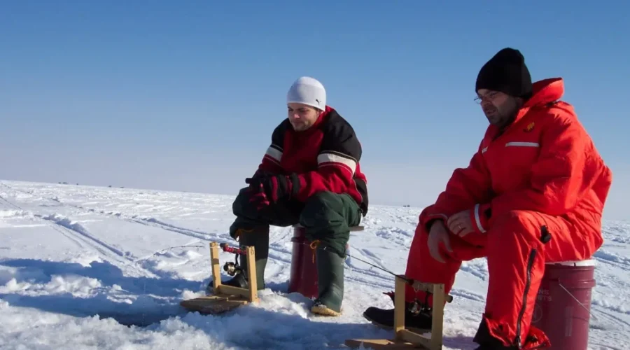 Province Sends Reminders About Ice Fishing