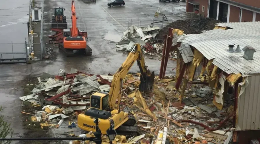 More Demolition On Former Coast Guard Site