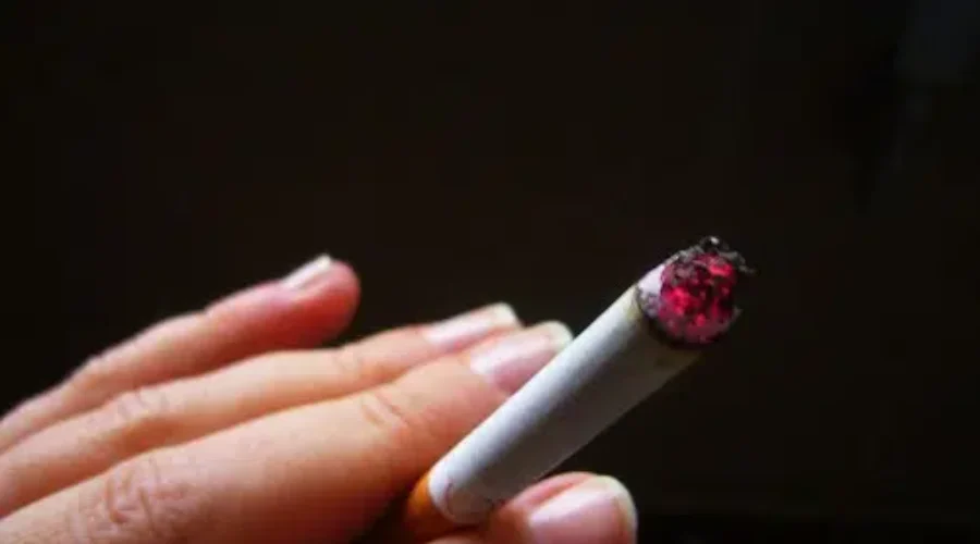 Tobacco Giant Expects Cigarette Sales To End By 2035